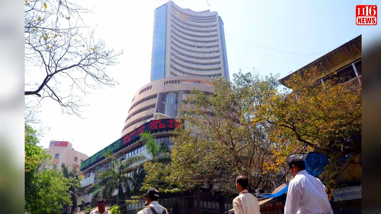 Stock markets close higher on global trends, foreign fund inflows
